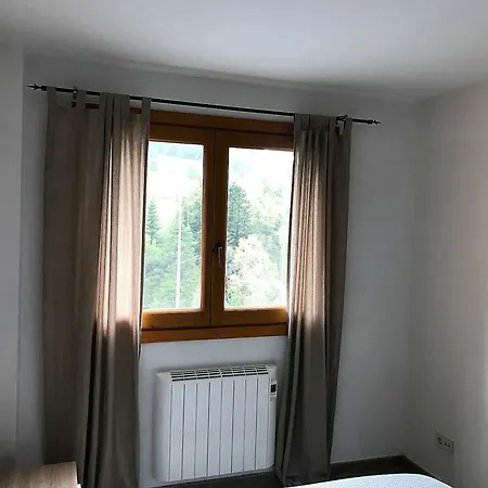 With One Bedroom In Canillo, With Wonderful Mountain View, B Apartmán *
